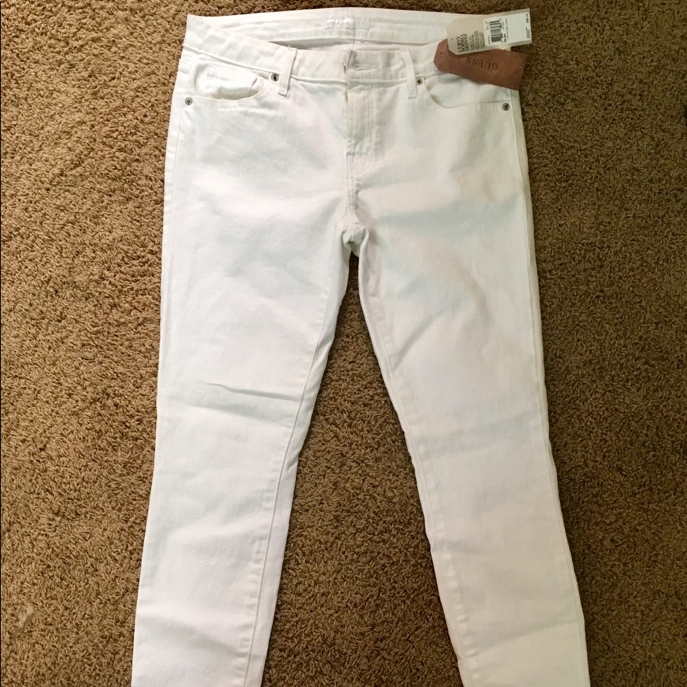 Vintage GUESS jeans (FREE w $20 purchase)